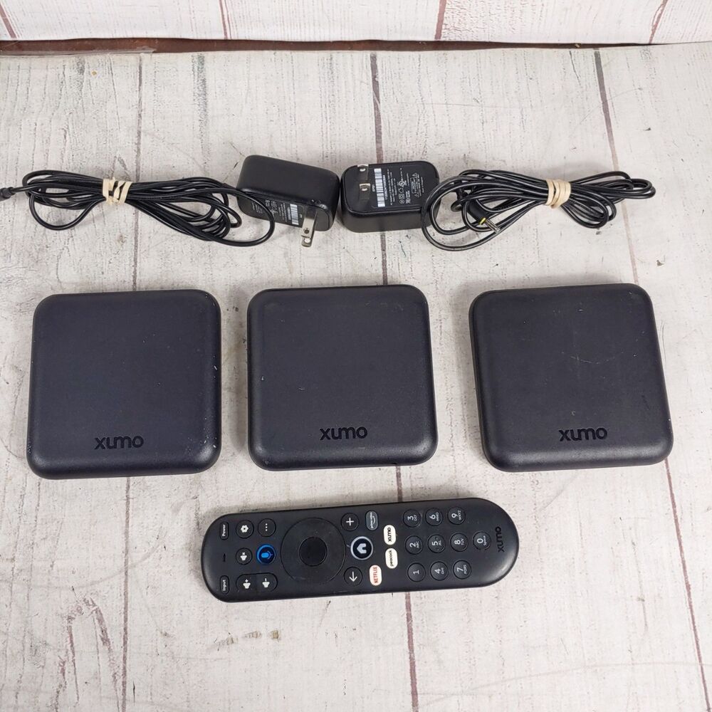 3x THREE Xumo XiOne-SC (B) 4K Stream Boxes - 2 Power Cables, 1 Remote - TESTED
